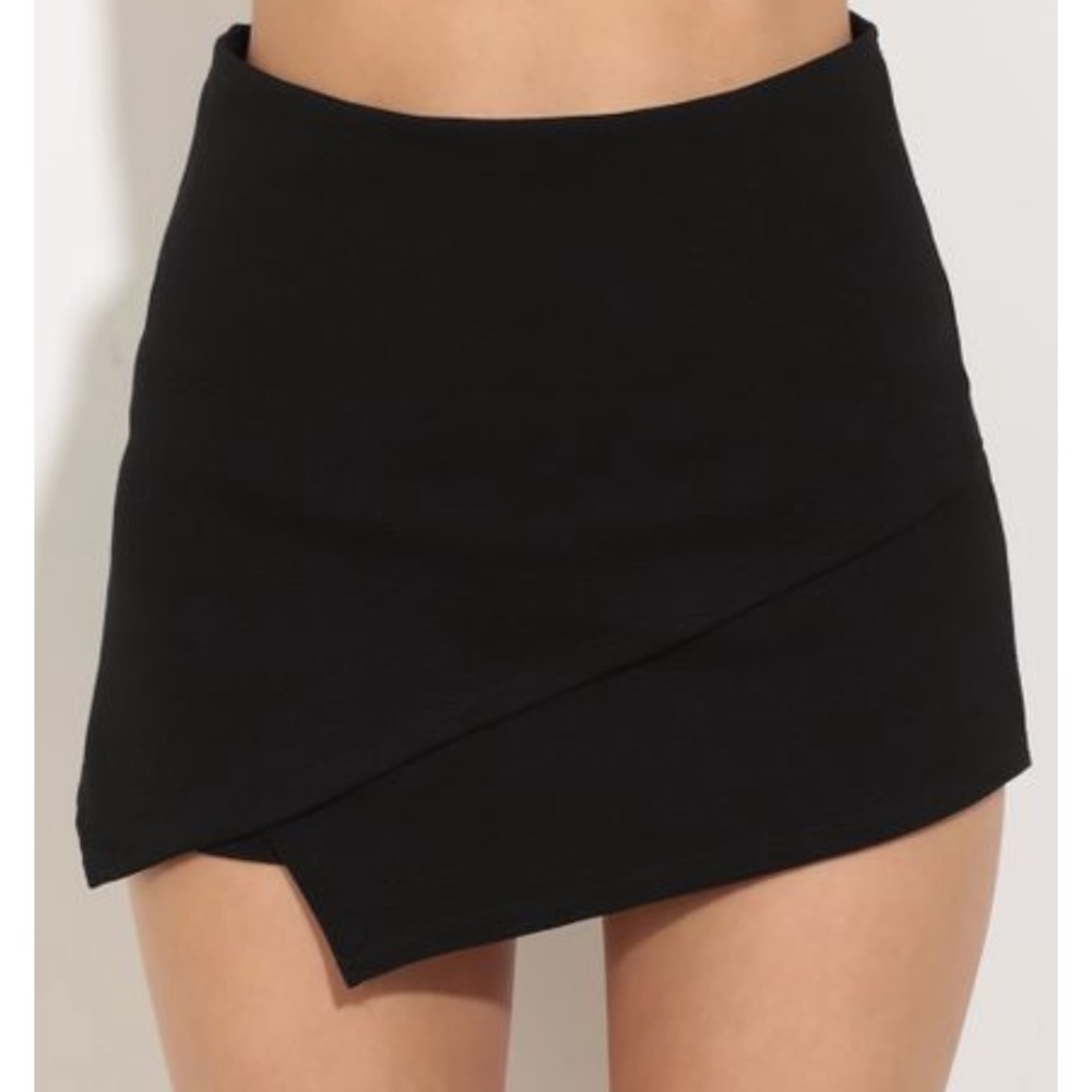 Charlotte Russe Black Skort